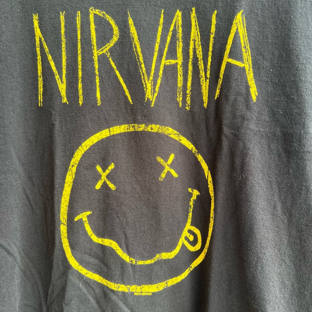 🍒💣 Nirvana band t-shirt